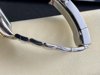 Rolex Inter Gold Ivory White Dial Daytona - Image 9