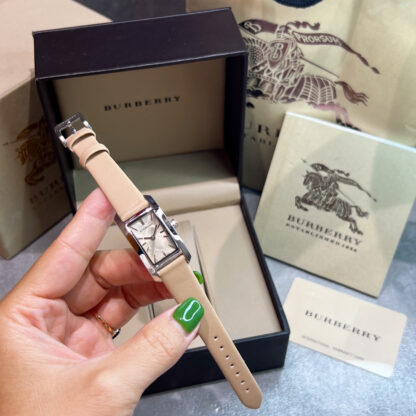 Burberry rectangular dial checkered steel strap quartz women's watch - Image 9