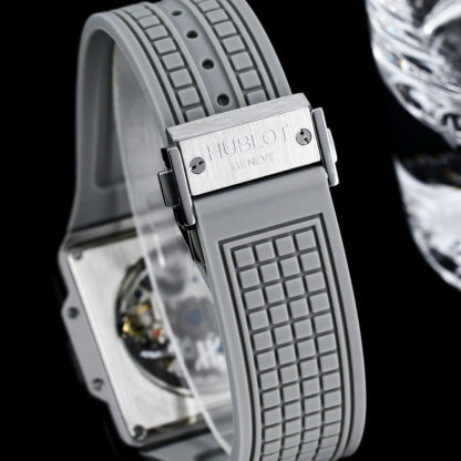 Hublot Traditional Watchmaking - Image 9