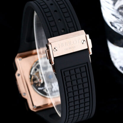 Hublot Traditional Watchmaking - Image 9