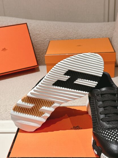 Hermès classic couple black breathable casual sports shoes thick sole 3cm - Image 9