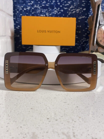 LOUIS VUITTON Fashion Sunglasses - Image 10