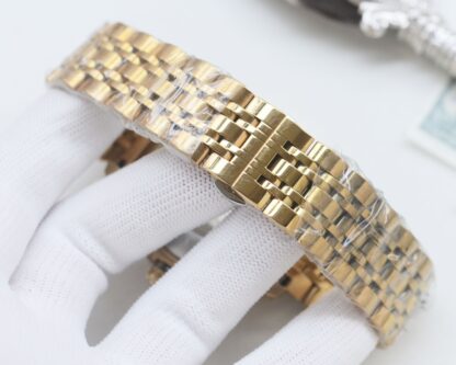 Cartier Elegant Style Charm Mechanical Watch - Image 8