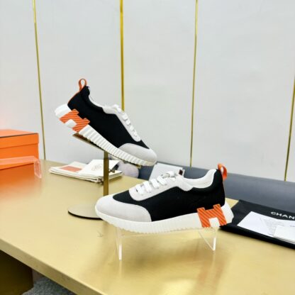 Hermès Spring and Summer Classic Couple Style British Grey and Black Colorblock Sports Casual Shoes - Image 9
