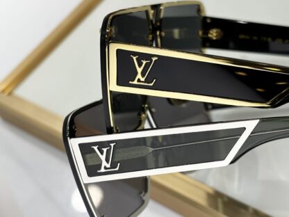 LOUIS VUITTON Fashion Sunglasses - Image 10