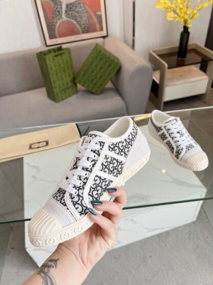 Gucci low-top casual sneakers