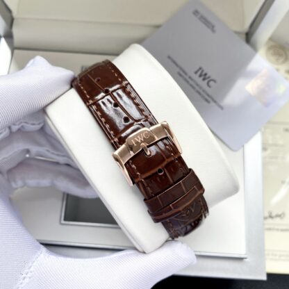 IWC Men's Luxury Watches - Image 9