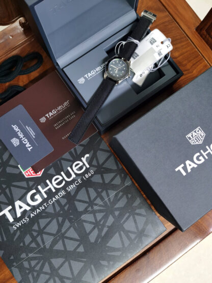 TAGHeuer Aquaracer Series Quartz Women's Watch - Image 6