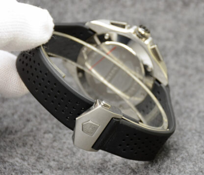 TAGHeuer Classic Men's Watch - Image 9
