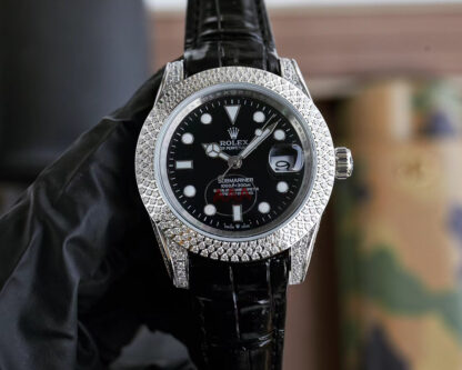 Rolex fully customized curved bezel perfectly fits the wrist - Image 9