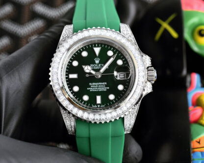 Rolex fully customized curved bezel perfectly fits the wrist - Image 9