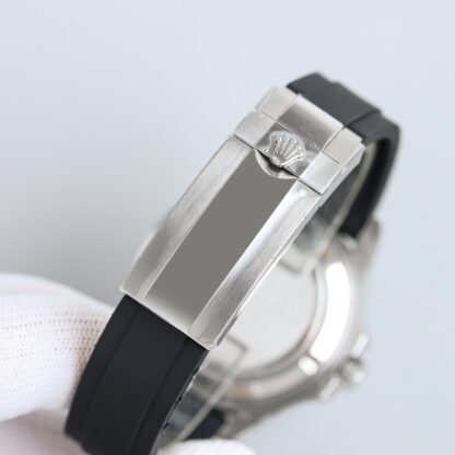 Rolex Yacht Master 42mm Series - Image 9