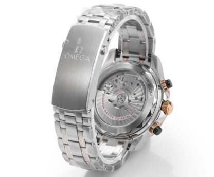 Omega's new Seamaster 300-meter 44mm chronograph wristwatch - Image 9