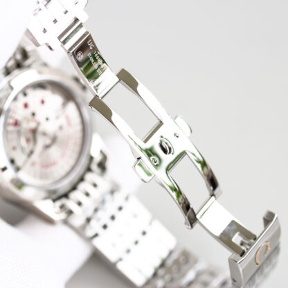 Omega Delta Fly series is equipped with the Coaxial 8500 movement. - Image 9