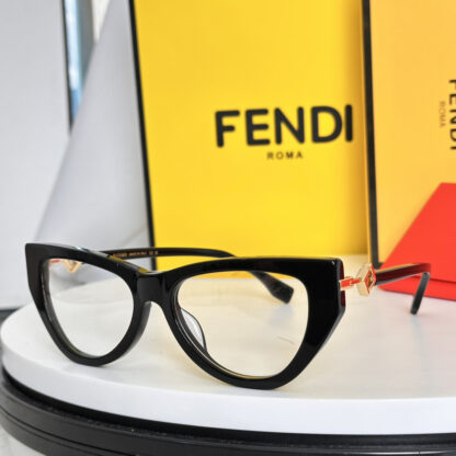 FENDI fashion trend sunglasses - Image 10