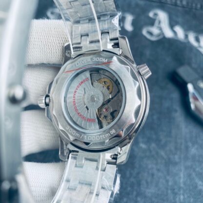 Omega Seamaster 300 Series - A Classic Design - Image 9