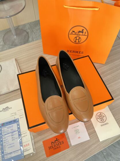 Hermès Apricot Spring Classic Trend Handmade Loafers - Image 9