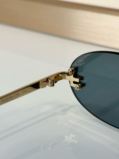 FENDI fashion trend sunglasses - Image 10