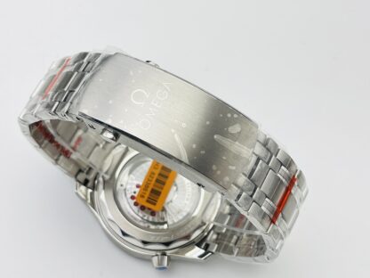 Omega Seamaster 300-meter Dive Watch - Image 9