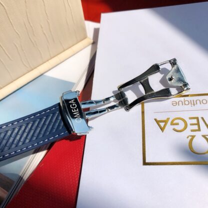 Omega Seamaster Series World Time Model - Image 9