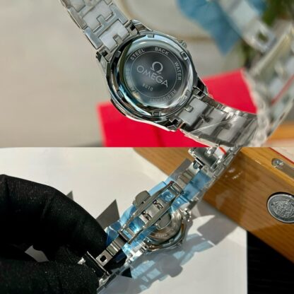 Omega Elegant Women's Watch - Image 9