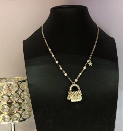 Chanel exquisite bag necklace - Image 8