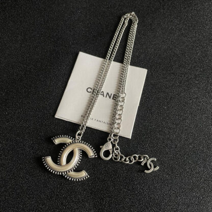 Chanel exquisite fashion vintage necklace - Image 7
