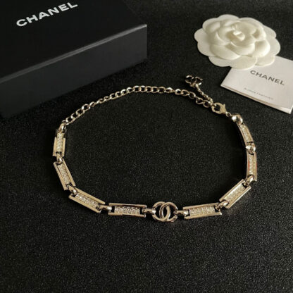 Chanel exquisite and elegant double C necklace - Image 7