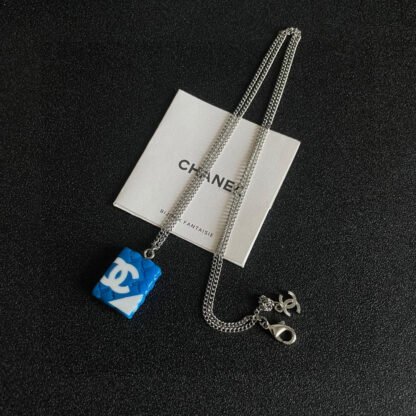 Chanel prismatic double C necklace - Image 8