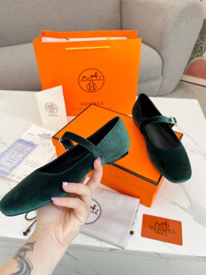 Hermès new dark green handmade comfortable trendy loafers - Image 7