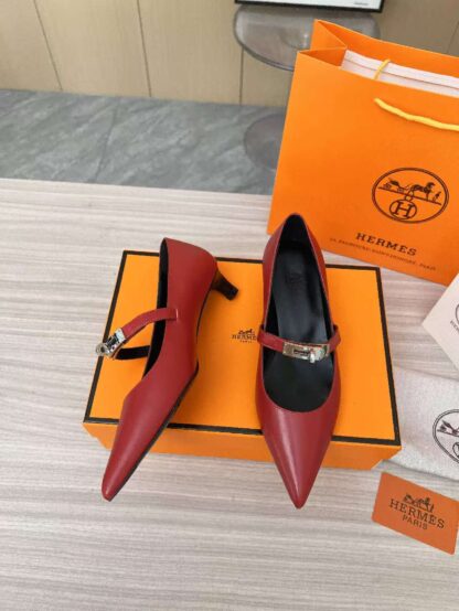 Hermès red holiday must-have comfortable loafers - Image 9