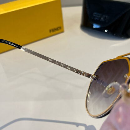 FENDI fashion trend sunglasses - Image 10