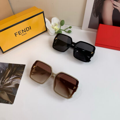 FENDI fashion trend sunglasses - Image 10
