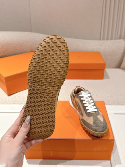 Hermès grey-brown goatskin contrasting sneakers, 2cm thick sole - Image 9