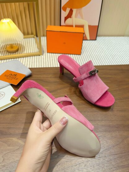 Hermès pink handmade stiletto sandals - Image 9