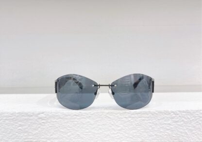 FENDI fashion trend sunglasses - Image 10