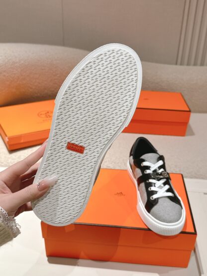 Hermes black and white gray latest kelly shoe buckle classic flat casual shoes - Image 9