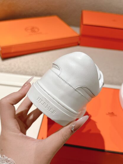 Hermès couple's white gold Kelly buckle classic flat casual shoes - Image 9