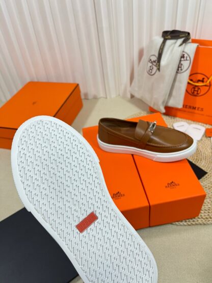 Hermes kelly shoe buckle brown stylish and noble casual loafers - Image 9