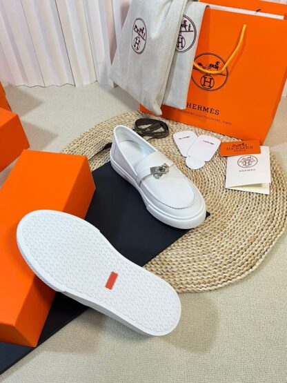 Hermes Kelly buckle white stylish and noble casual loafers - Image 9