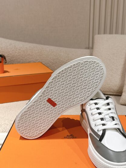 Hermes couple white and black fashion casual skateboard shoes - Image 9