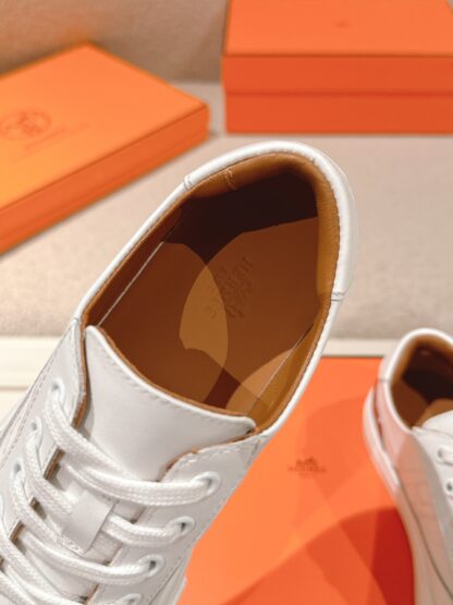Hermes white and brown couple fashion casual skateboard shoes - Image 9