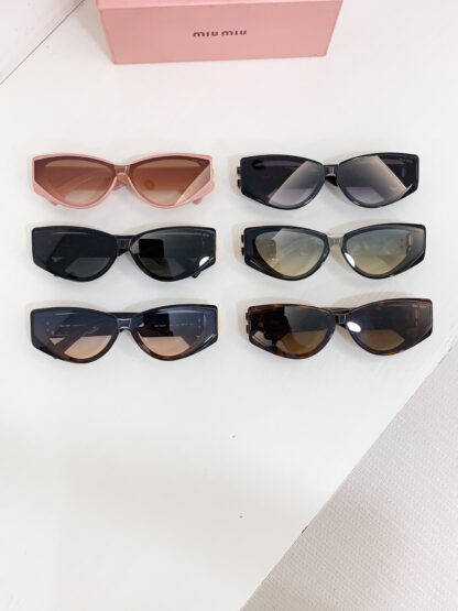 Miu Miu trendy fashion sunglasses - Image 10