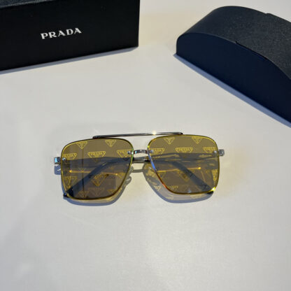 Prada fashion trend sunglasses - Image 9