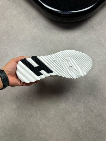 Hermes high-end noble white and black color matching thick-soled casual shoes - Image 9