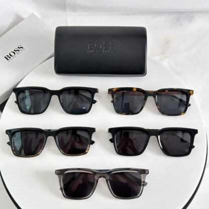 Prada fashion trend sunglasses - Image 9