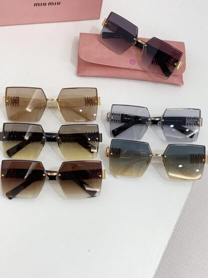 Miu Miu trendy fashion sunglasses - Image 10