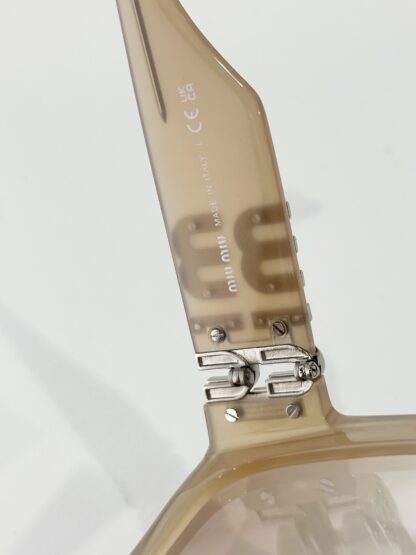 Miu Miu trendy fashion sunglasses - Image 10