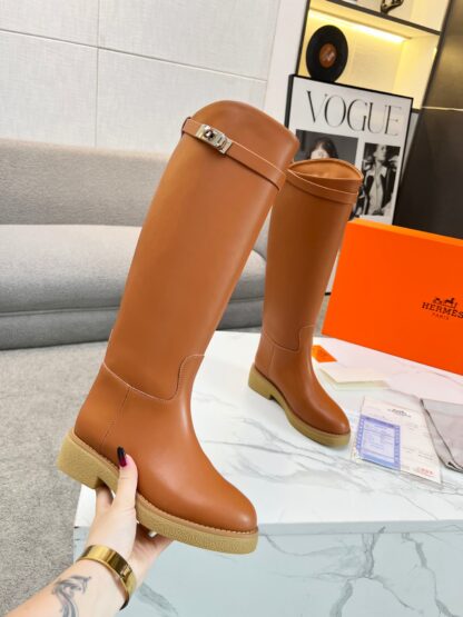 Hermès classic kelly buckle stylish brown mid-calf boots - Image 8