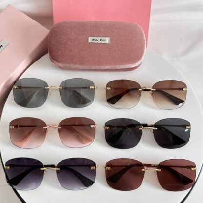 Miu Miu trendy fashion sunglasses - Image 9